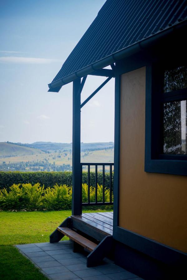 Shamba Lodge Cabin B Аруша Екстер'єр фото